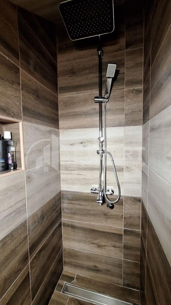 Slika 9 - 7. jula,  Lokal za izdavanje, 320m2, 8.000€