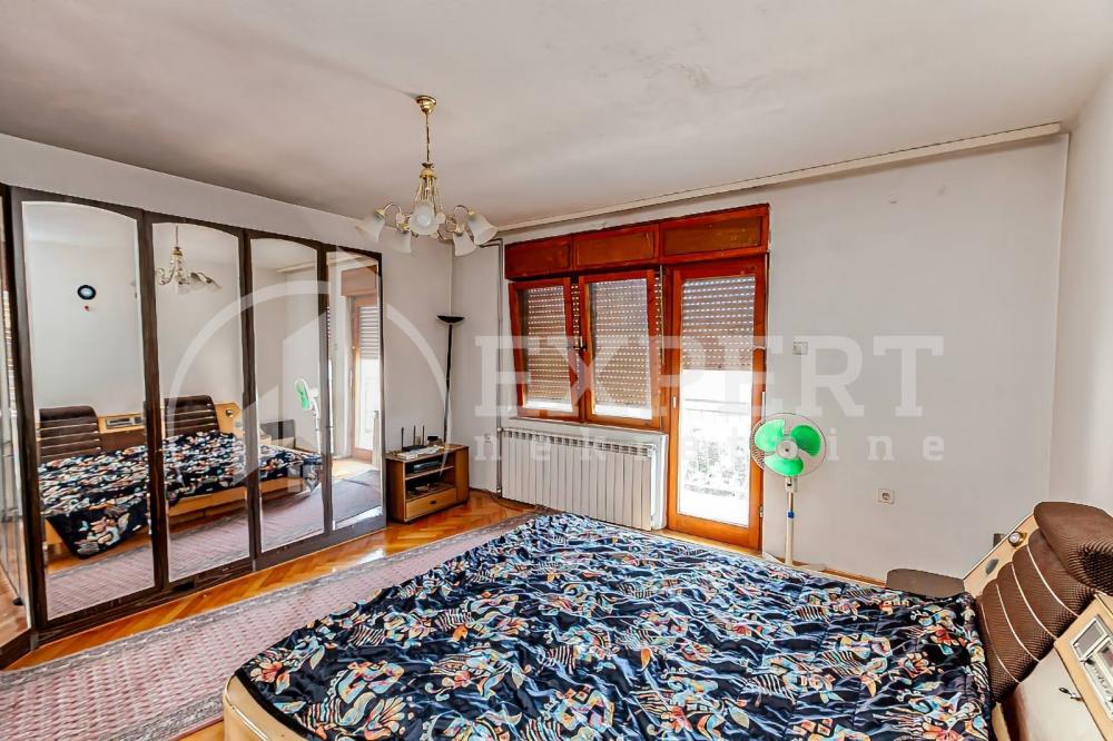 Slika 3 - Vukadina Stevanovića,  Kuća na prodaju, 160m2, 115.500€
