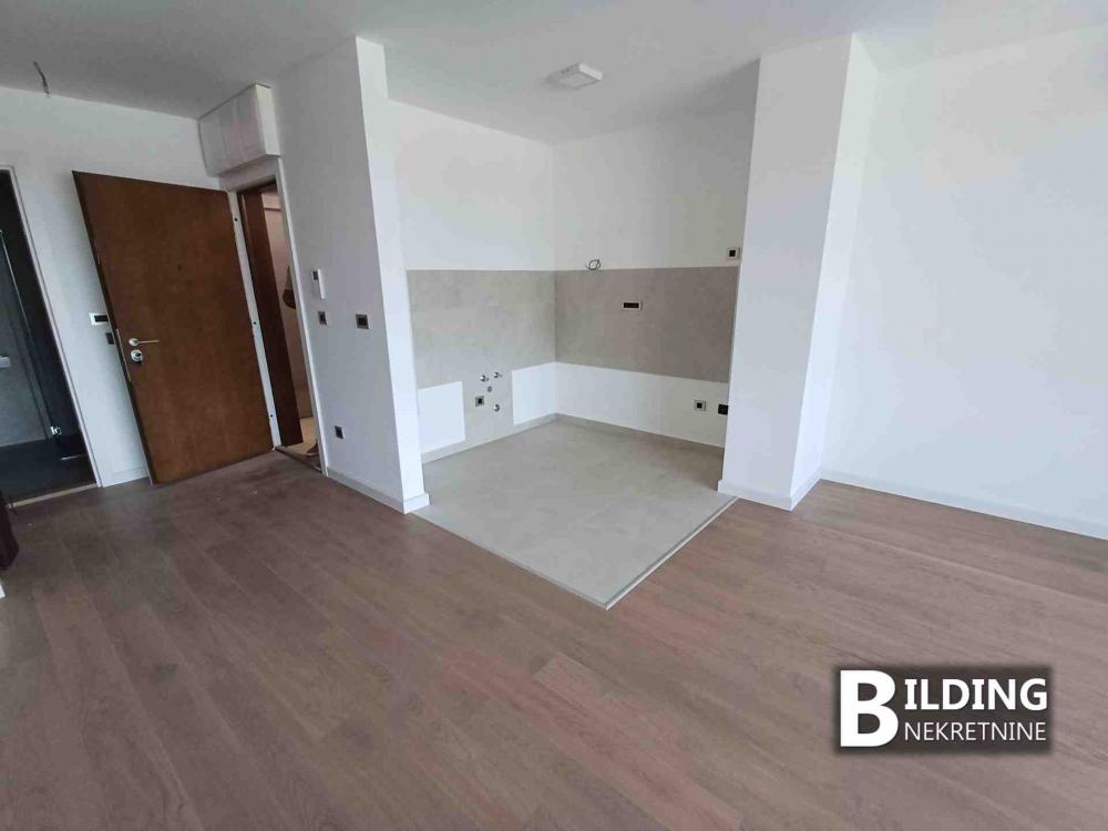 Slika 1 - Omladinskih brigada, Četvorosoban stan za izdavanje, 114m2, 1.500€