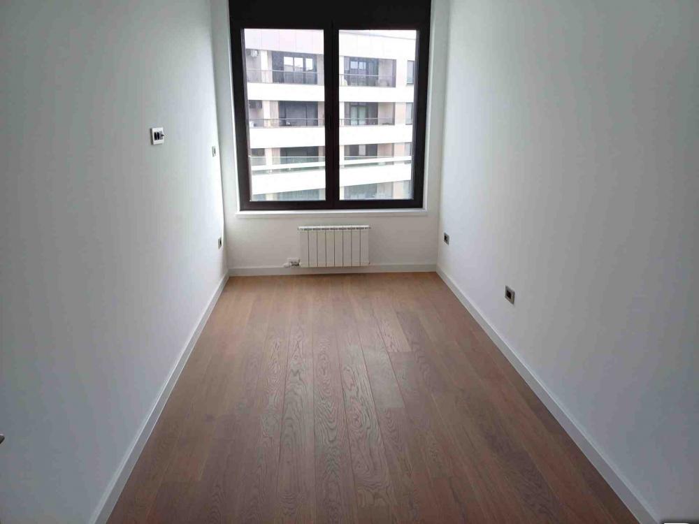 Slika 3 - Omladinskih brigada, Četvorosoban stan za izdavanje, 114m2, 1.500€