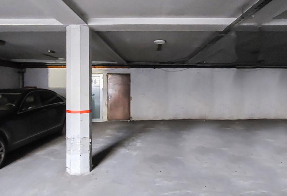 Slika 10 - Trg Branka Radicevica,  Lokal za izdavanje, 120m2, 1.500€