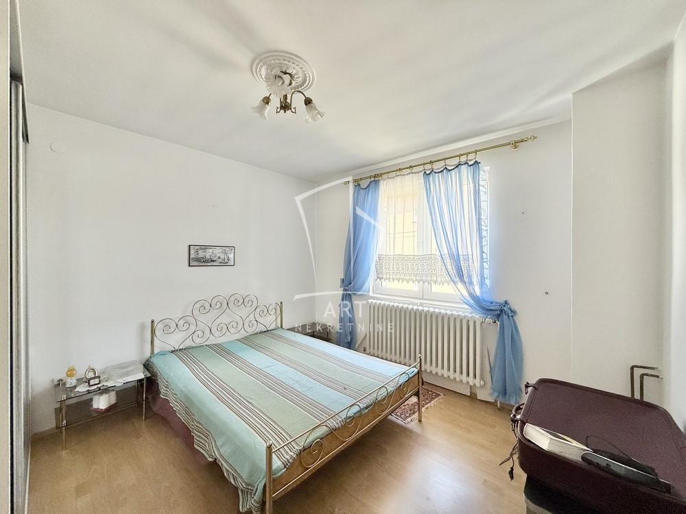 Slika 4 - Živote Marinkovića, Kuća na prodaju, 248m2, 315.000€