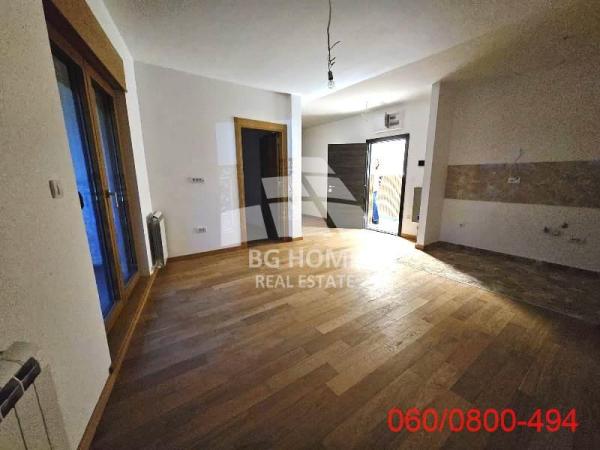 Slika 2 - Milisava Đurovića, Trosoban stan na prodaju, 69m2, 250.000€
