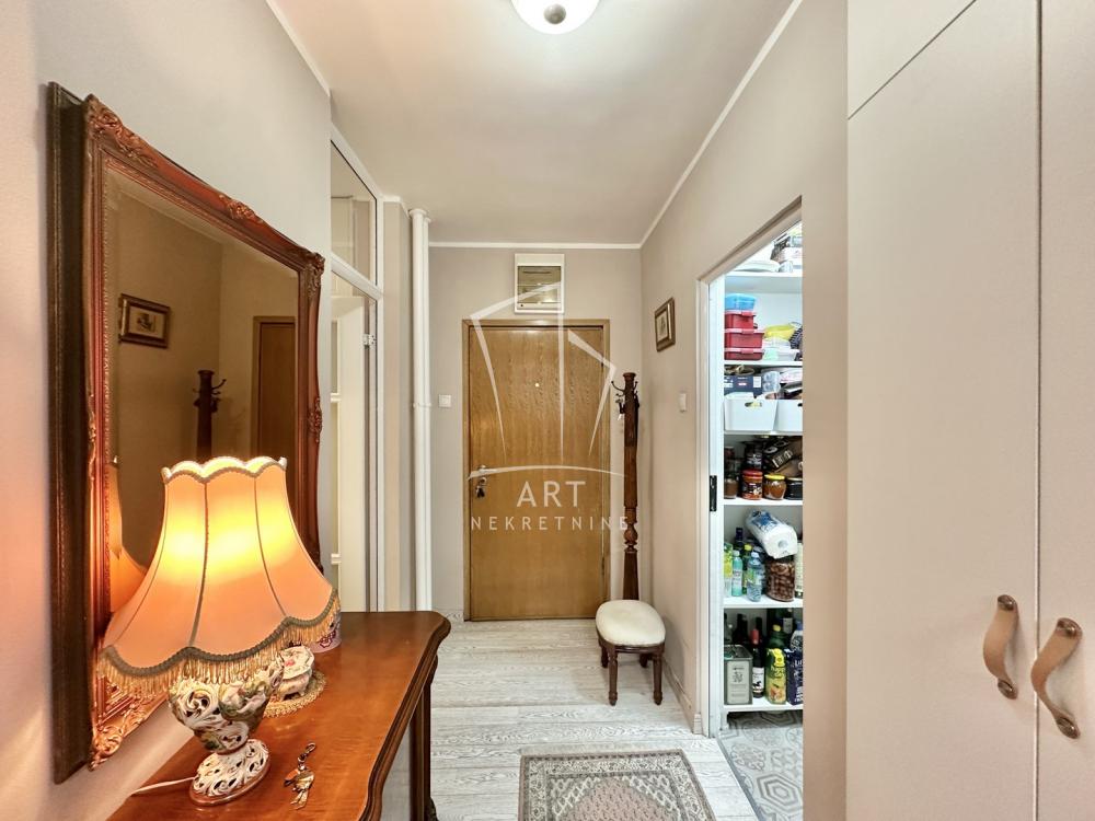 Slika 10 - Stanoja Glavaša, Dvosoban stan na prodaju, 60m2, 305.000€