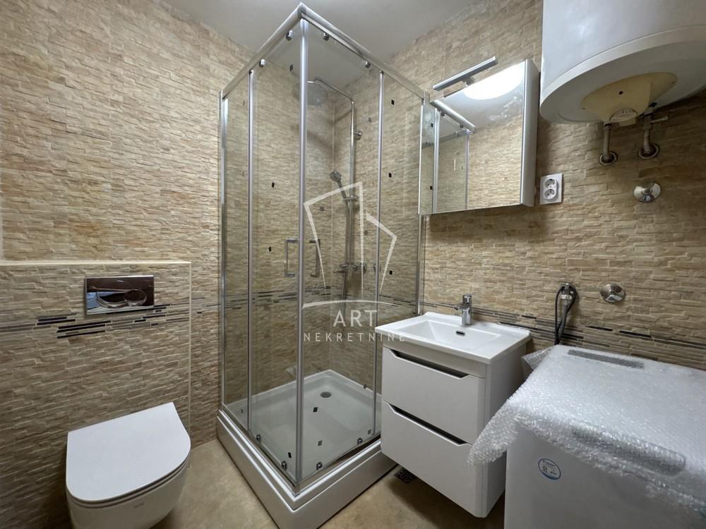 Slika 10 - Šumatovačka, Četvorosoban stan za izdavanje, 127m2, 1.800€