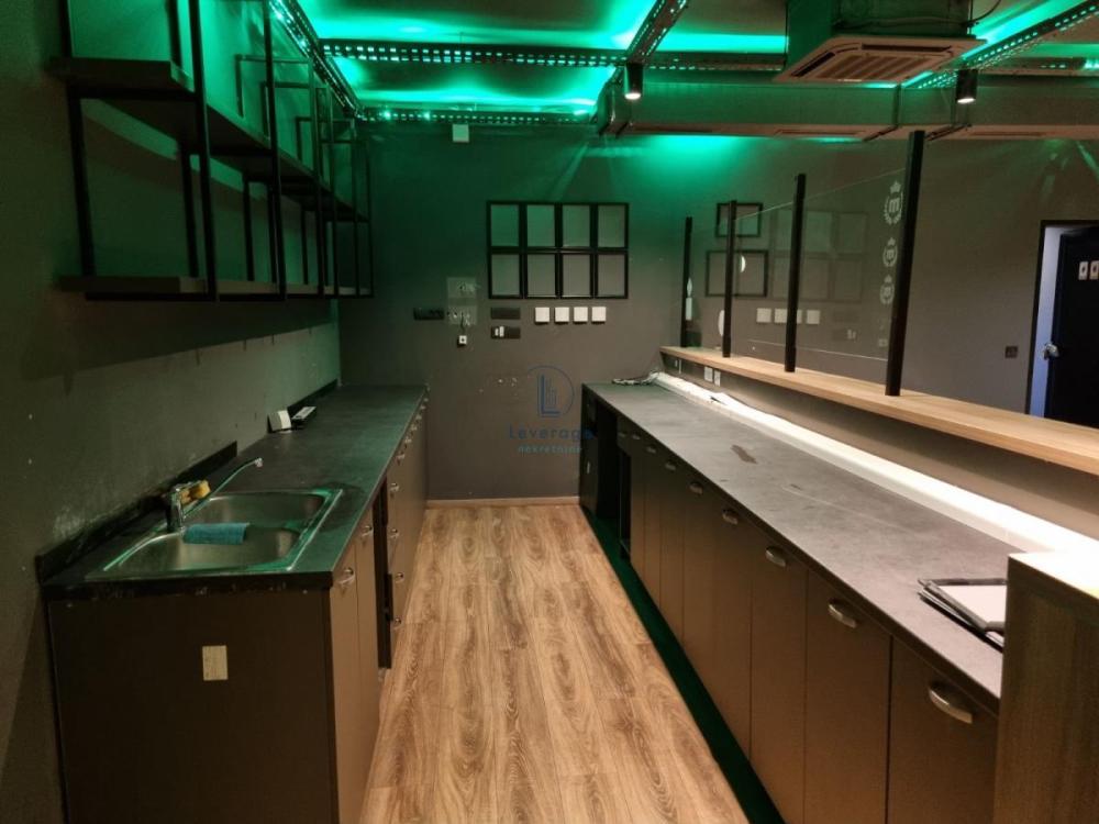 Slika 3 -  Lokal za izdavanje, 450m2, 3.700€