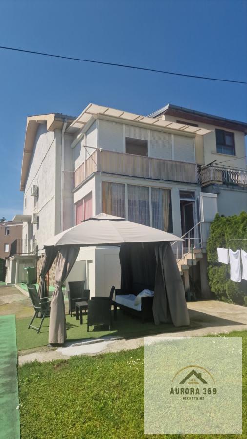 Glavna slika - Kuća na prodaju, 205m2, 360.500€