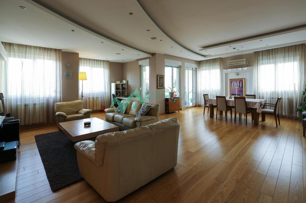 Slika 10 - Petosoban stan za izdavanje, 206m2, 2.000€