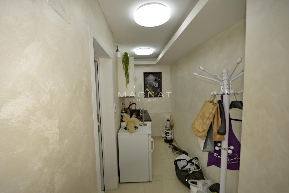 Slika 6 - Sazonova,  Lokal na prodaju, 57m2, 145.000€