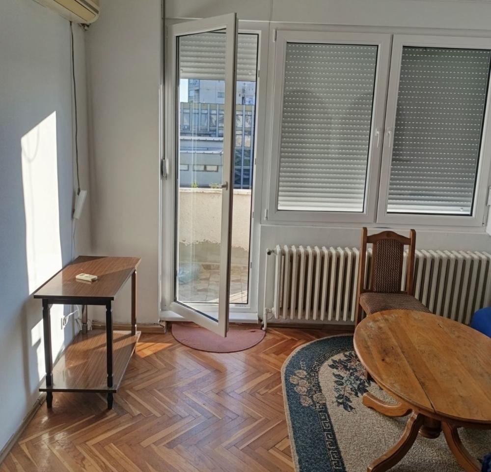 Slika 3 - Dvoiposoban stan za izdavanje, 53m2, 400€