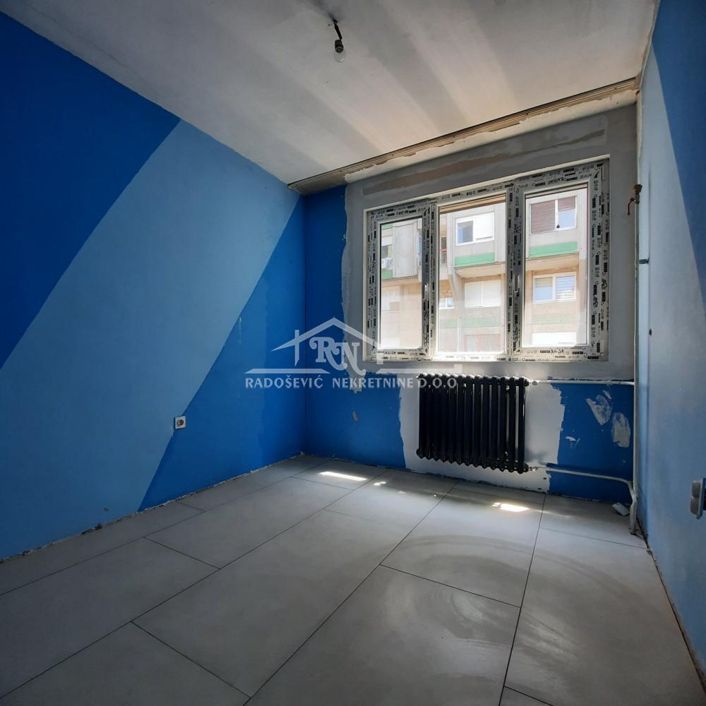 Slika 9 - Bulevar oslobođenja, Trosoban stan na prodaju, 84m2, 197.000€