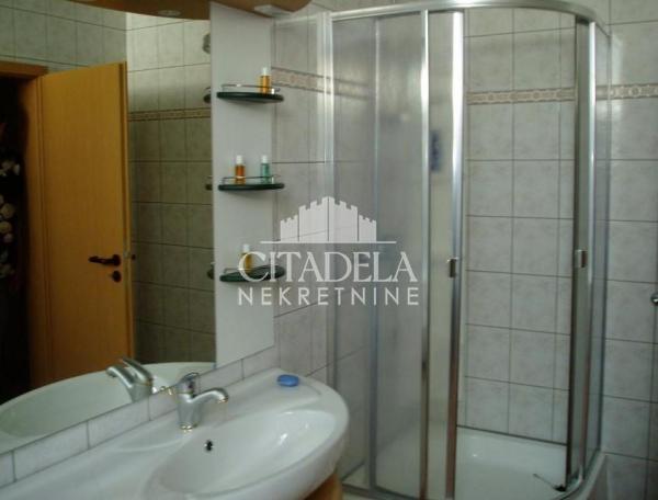 Slika 10 - Podavalska,  Kuća na prodaju, 432m2, 390.000€