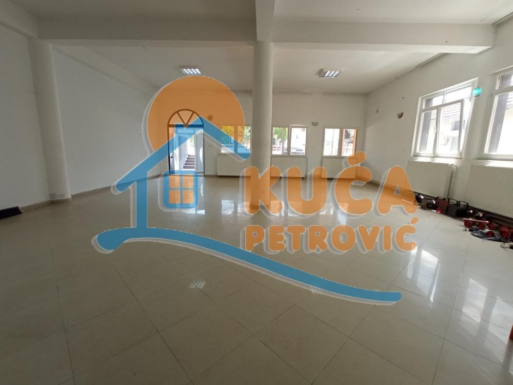 Slika 9 - Pasi poljana,  Lokal za izdavanje, 163m2, 1.500€