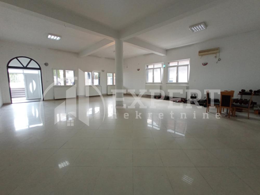Slika 2 - Pasi poljana,  Lokal za izdavanje, 163m2, 1.500€