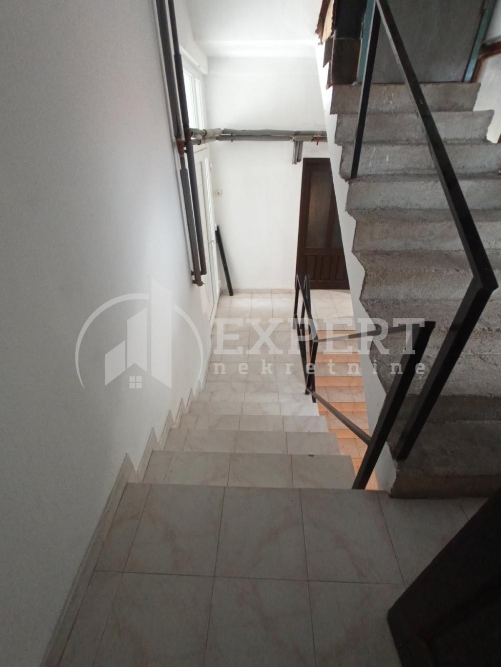 Slika 11 - Pasi poljana,  Lokal za izdavanje, 163m2, 1.500€