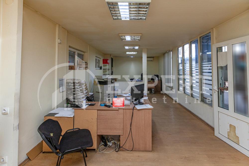 Slika 3 - Ivana Milutinovića,  Lokal za izdavanje, 624m2, 2.000€