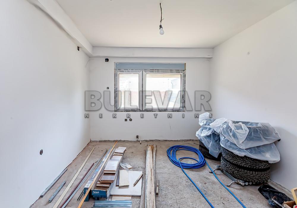 Slika 5 - Knjaževačka,  Lokal na prodaju, 80m2, 100.000€