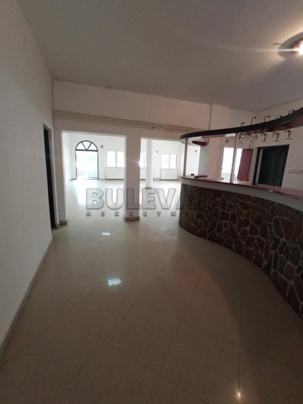 Slika 8 - Pasi poljana,  Lokal za izdavanje, 163m2, 1.500€