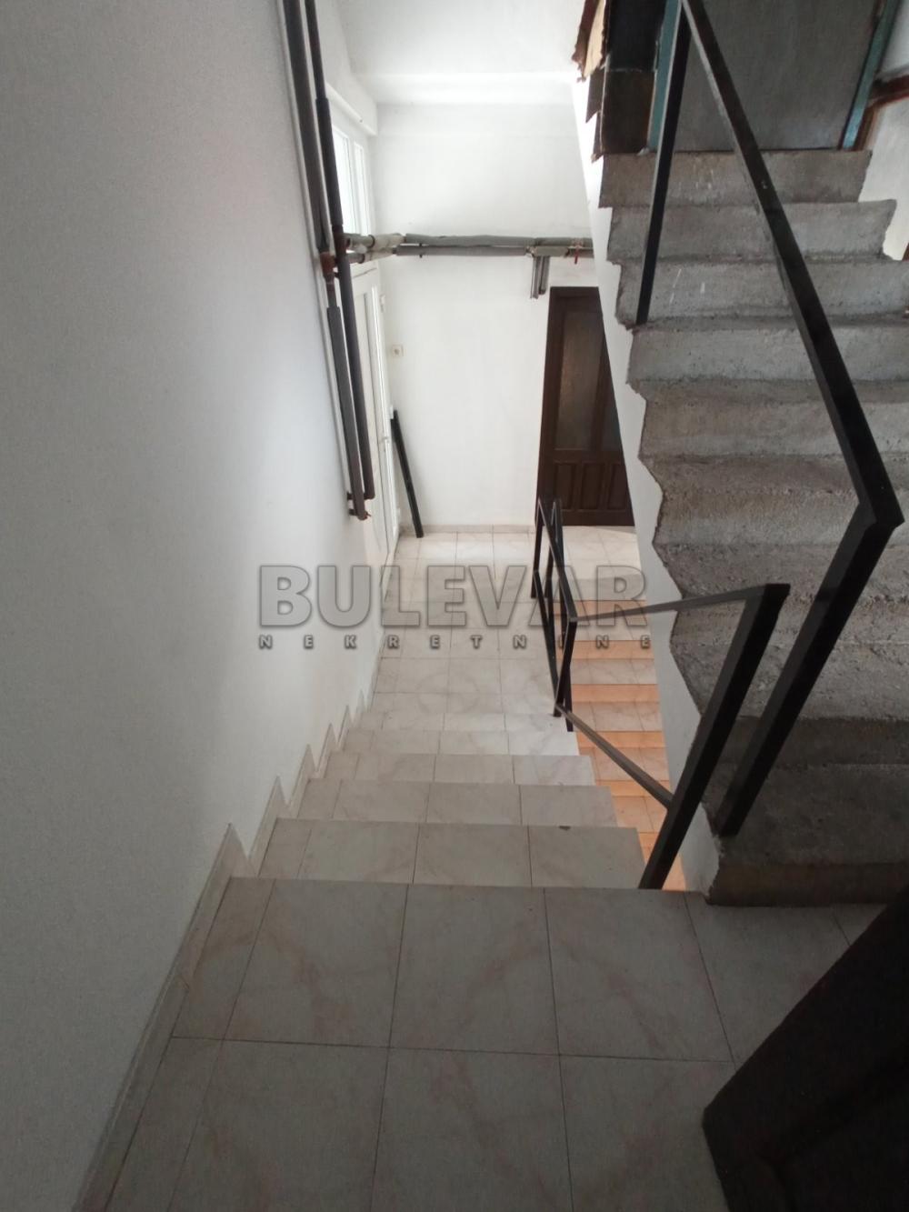 Slika 11 - Pasi poljana,  Lokal za izdavanje, 163m2, 1.500€