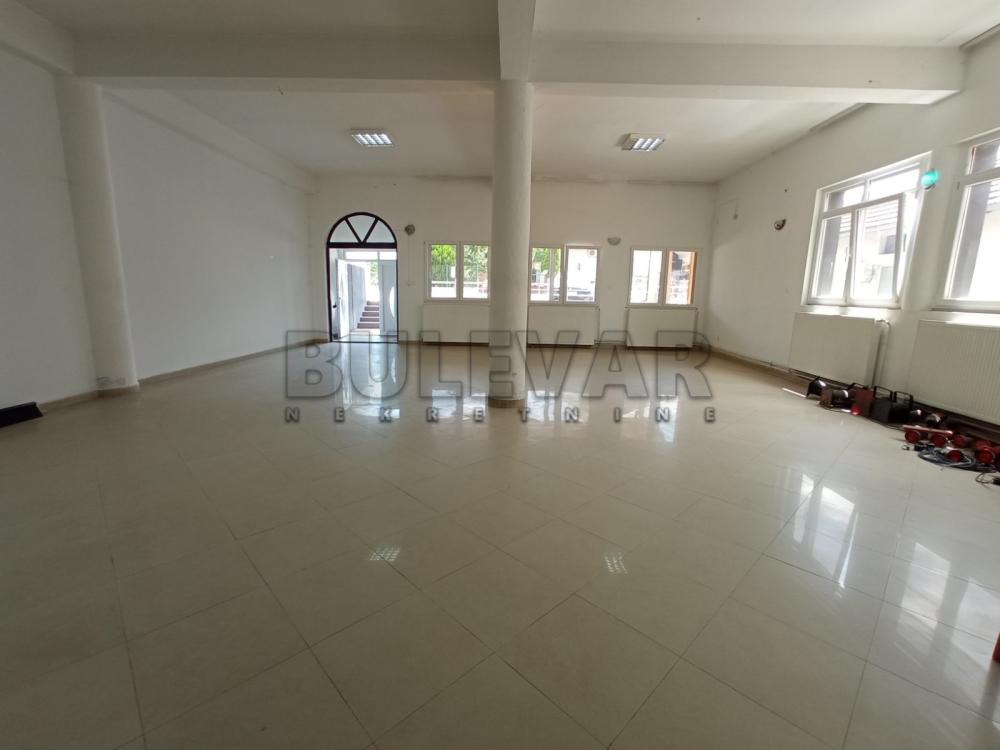 Slika 9 - Pasi poljana,  Lokal za izdavanje, 163m2, 1.500€