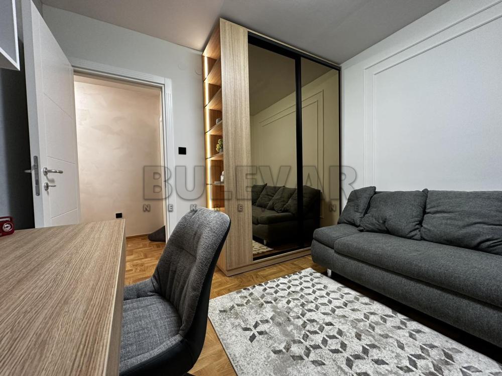 Slika 11 - Maksima Gorkog, Trosoban stan za izdavanje, 80m2, 950€