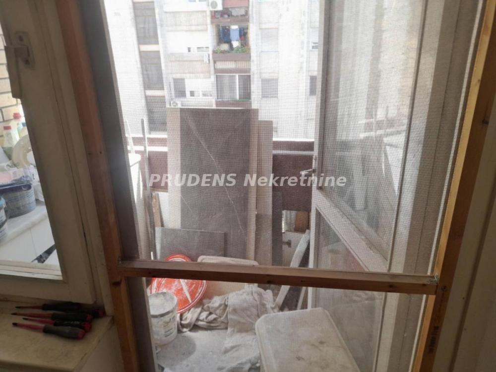 Slika 5 - Gandijeva, Trosoban stan za izdavanje, 84m2, 650€