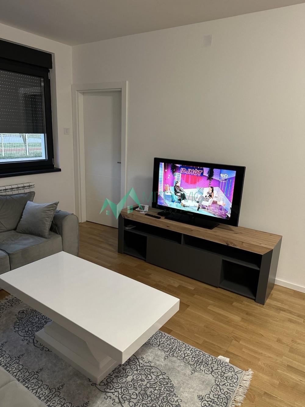 Slika 1 - Troiposoban stan za izdavanje, 71m2, 800€