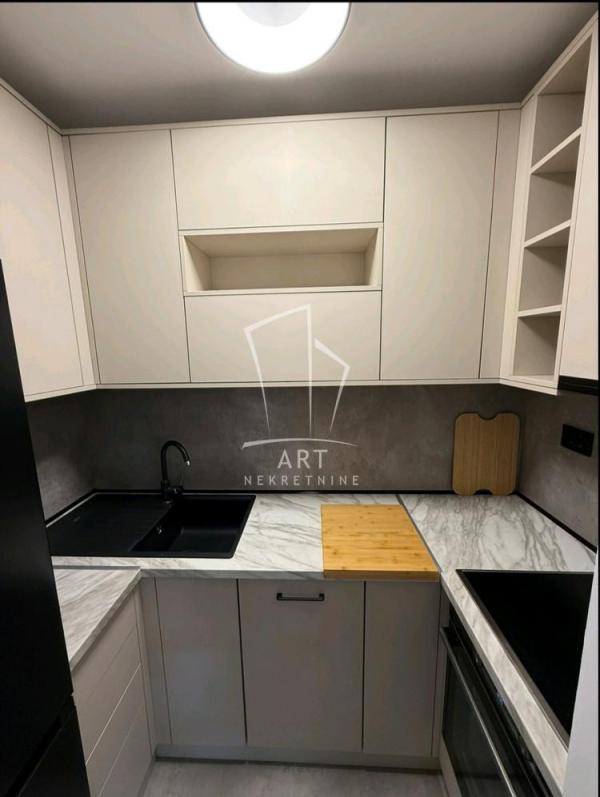 Slika 9 - Bulevar Mihajla Pupina, Jednosoban stan za izdavanje, 33m2, 800€