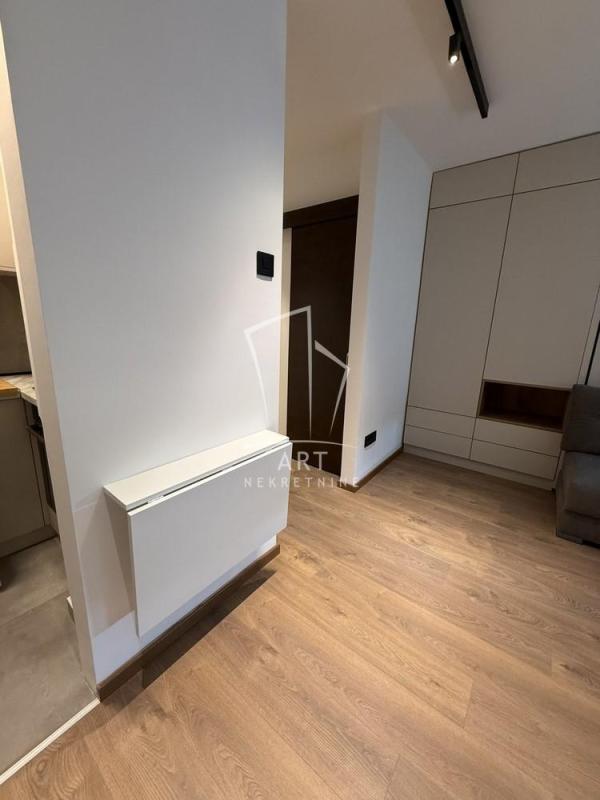 Slika 11 - Bulevar Mihajla Pupina, Jednosoban stan za izdavanje, 33m2, 800€