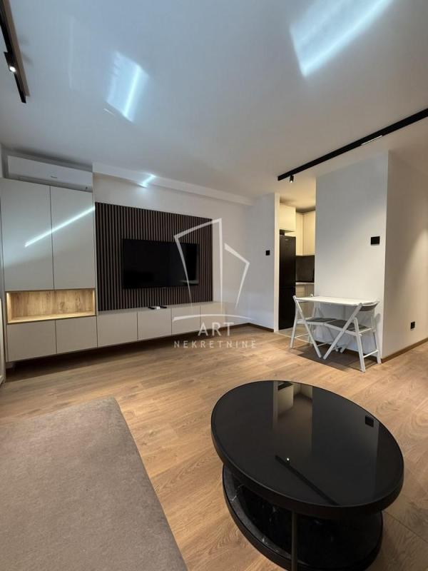 Slika 5 - Bulevar Mihajla Pupina, Jednosoban stan za izdavanje, 33m2, 800€