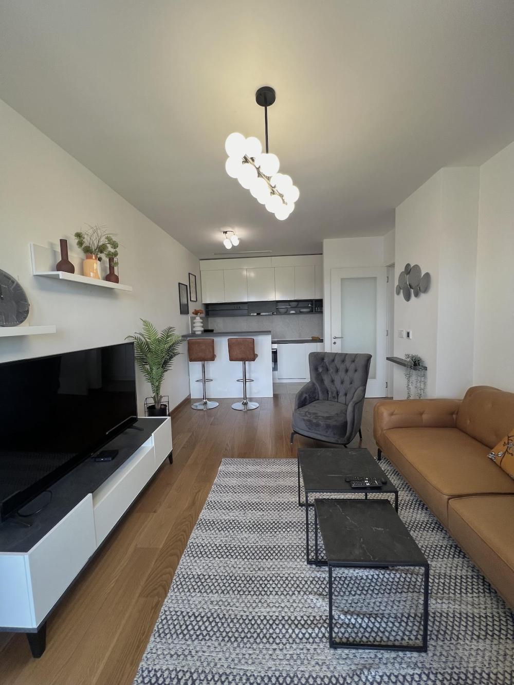 Slika 2 - Bulevar Heroja sa Kosara, Dvosoban stan na prodaju, 64m2, 259.000€