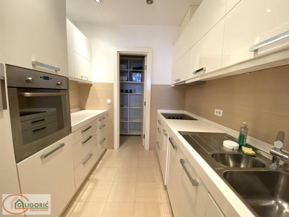 Slika 7 - Dobračina, Četvorosoban stan na prodaju, 122m2, 699.000€