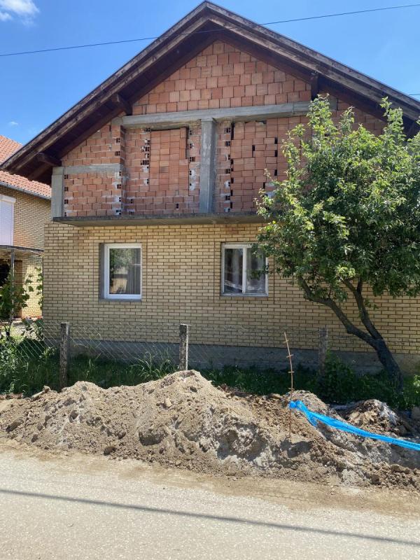 Slika 1 - Meše Selimovića,  Kuća na prodaju, 164m2, 185.400€