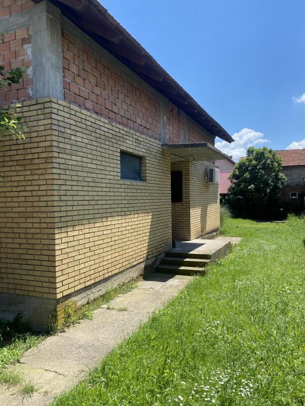 Slika 3 - Meše Selimovića,  Kuća na prodaju, 164m2, 185.400€