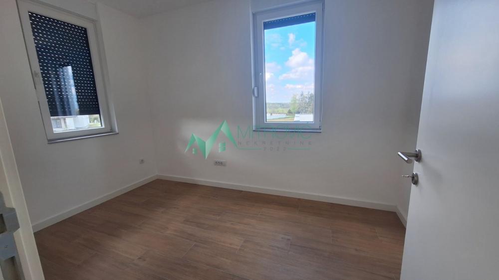 Slika 5 - Četvorosoban stan na prodaju, 72m2, 155.740€