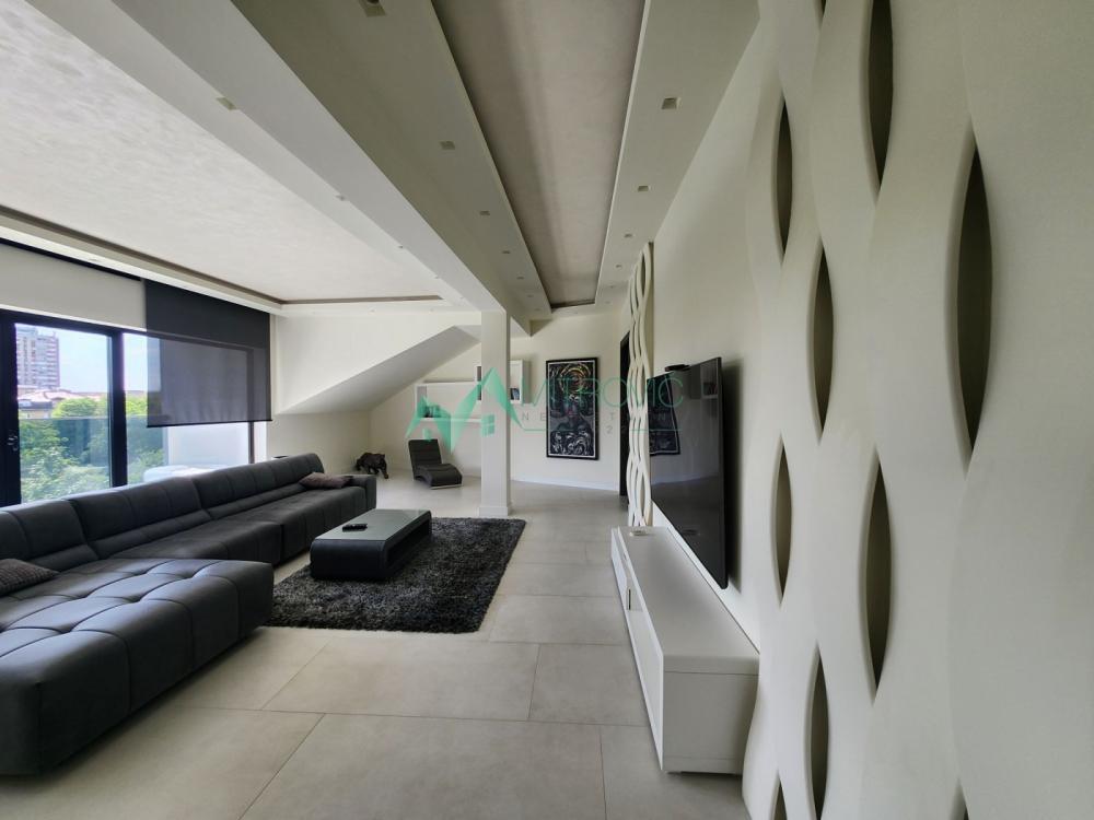 Glavna slika -Četvorosoban stan na prodaju, 140m2, 329.600€