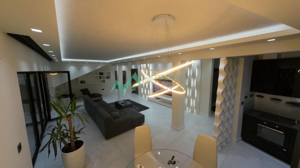 Slika 1 - Četvorosoban stan na prodaju, 140m2, 329.600€