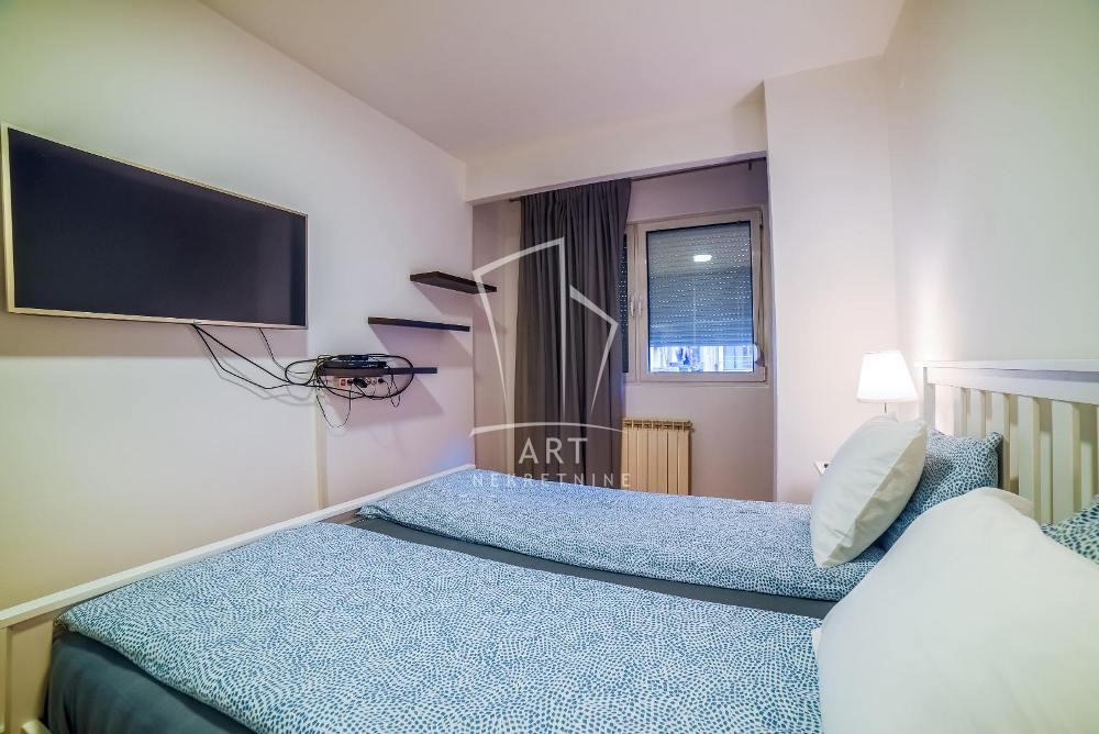 Slika 2 - Kapetan Mišina, Trosoban stan za izdavanje, 67m2, 900€