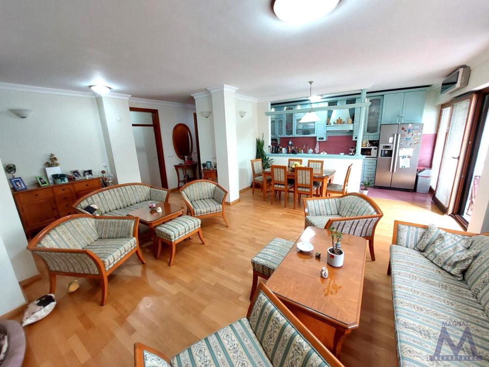 Slika 3 - Petosoban stan na prodaju, 163m2, 545.900€