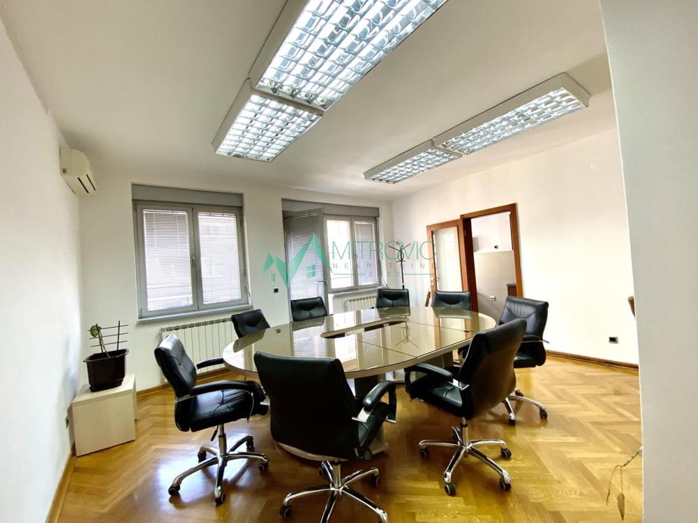 Slika 2 -  Lokal za izdavanje, 117m2, 1.170€