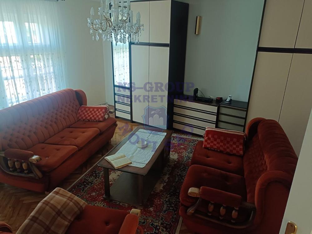 Glavna slika -Trosoban stan za izdavanje, 92m2, 750€