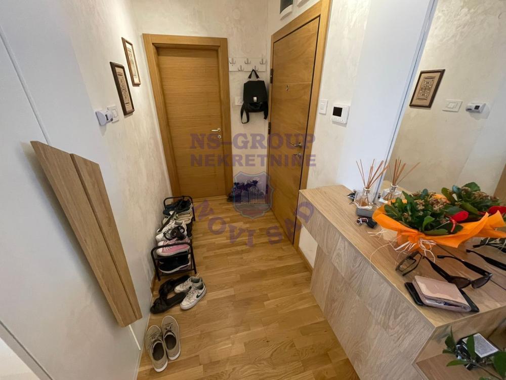 Glavna slika -Četvorosoban stan na prodaju, 111m2, 285.830€