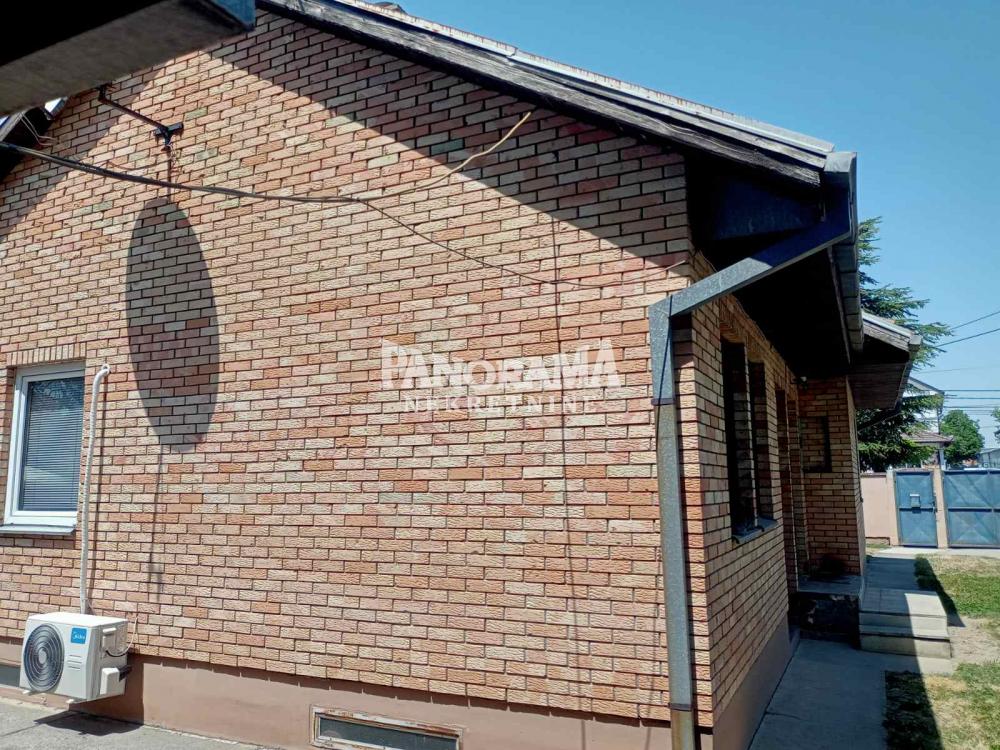 Slika 2 - Vojvođanska,  Kuća na prodaju, 231m2, 560.000€