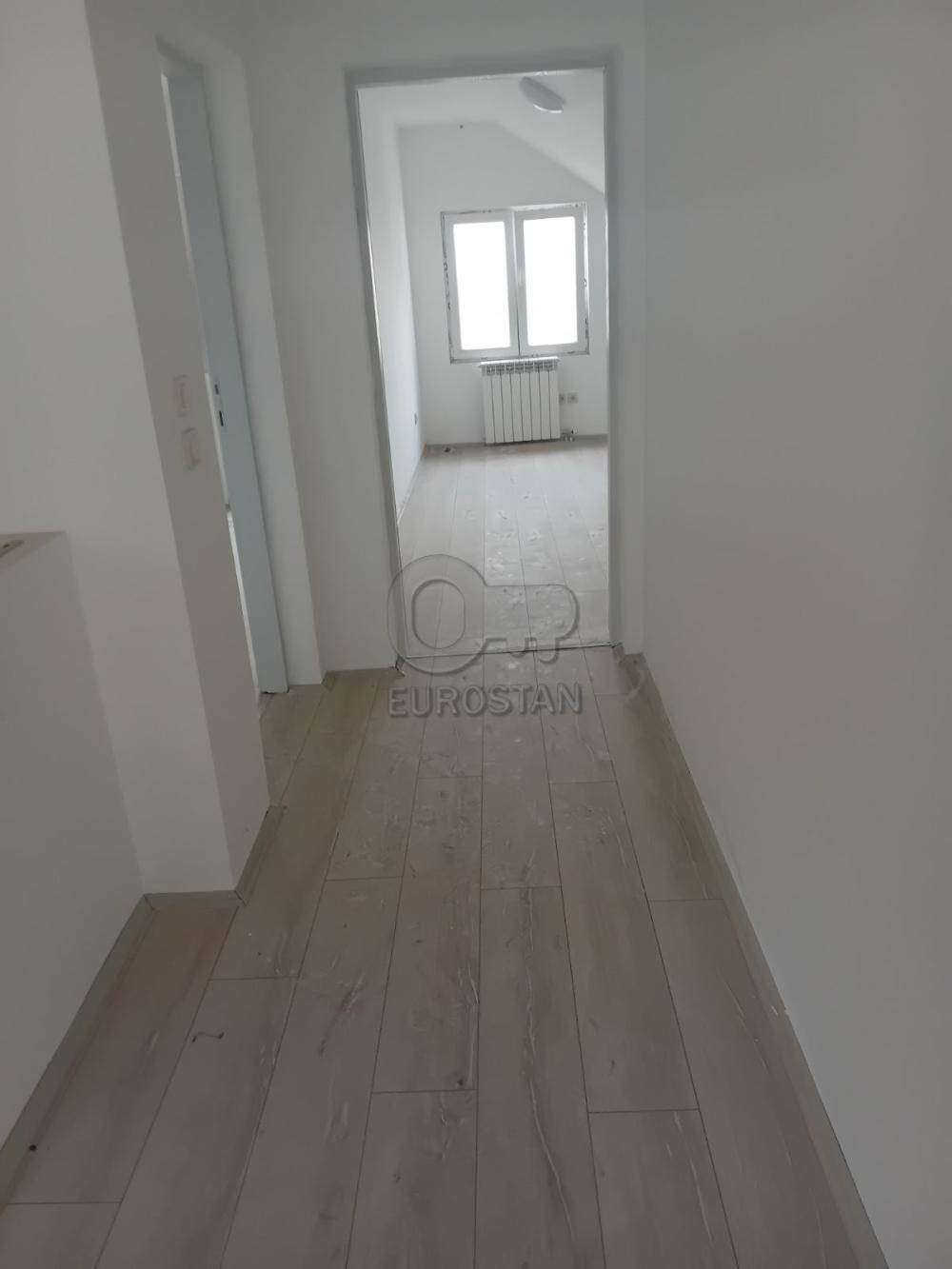 Slika 10 - Voje Veljkovića, Kuća na prodaju, 116m2, 330.000€