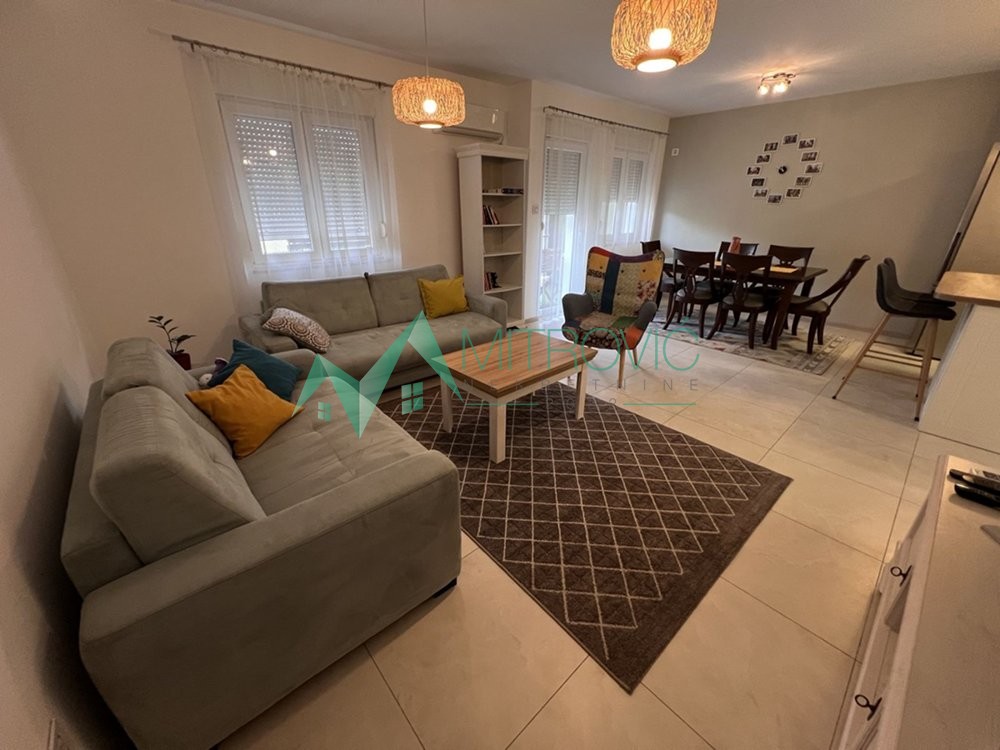 Slika 4 - Četvorosoban stan za izdavanje, 92m2, 1.000€