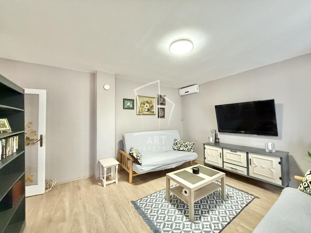 Slika 3 - Kapetana Miloša Žunjića, Trosoban stan na prodaju, 78m2, 235.000€