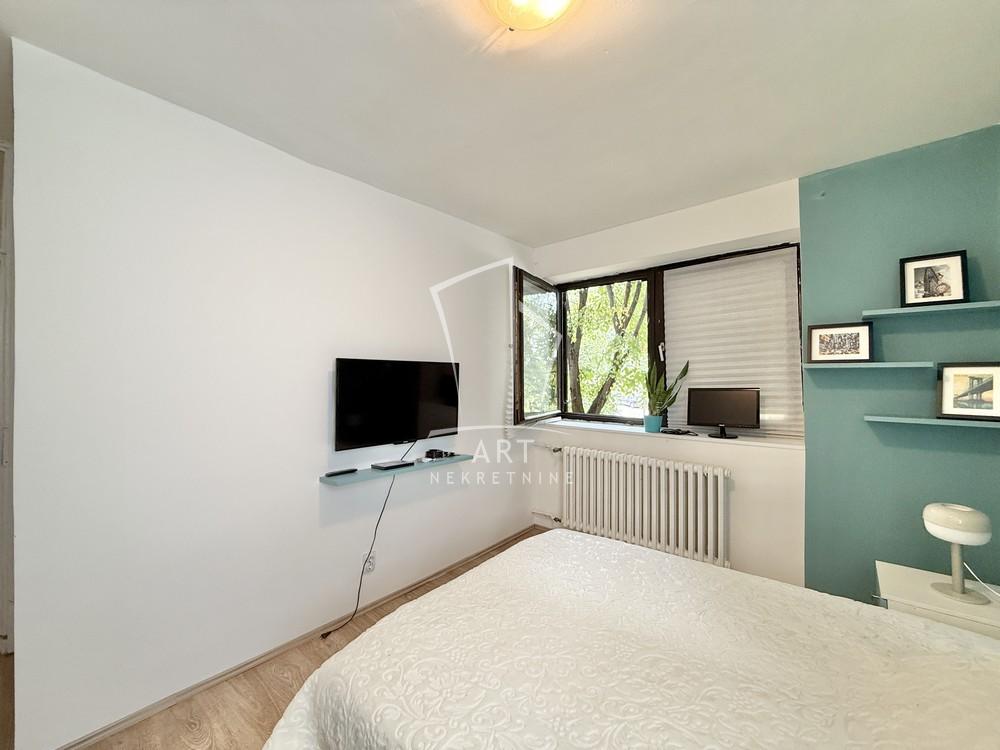 Slika 8 - Kapetana Miloša Žunjića, Trosoban stan na prodaju, 78m2, 235.000€