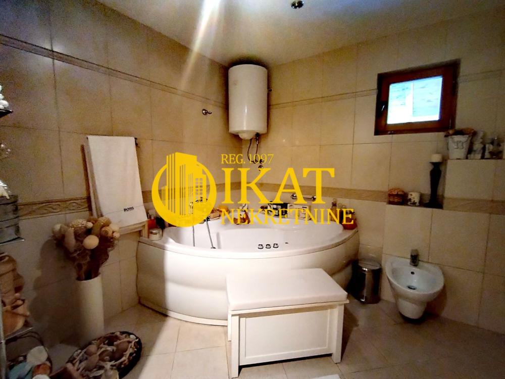 Slika 11 -  Kuća na prodaju, 250m2, 300.000€