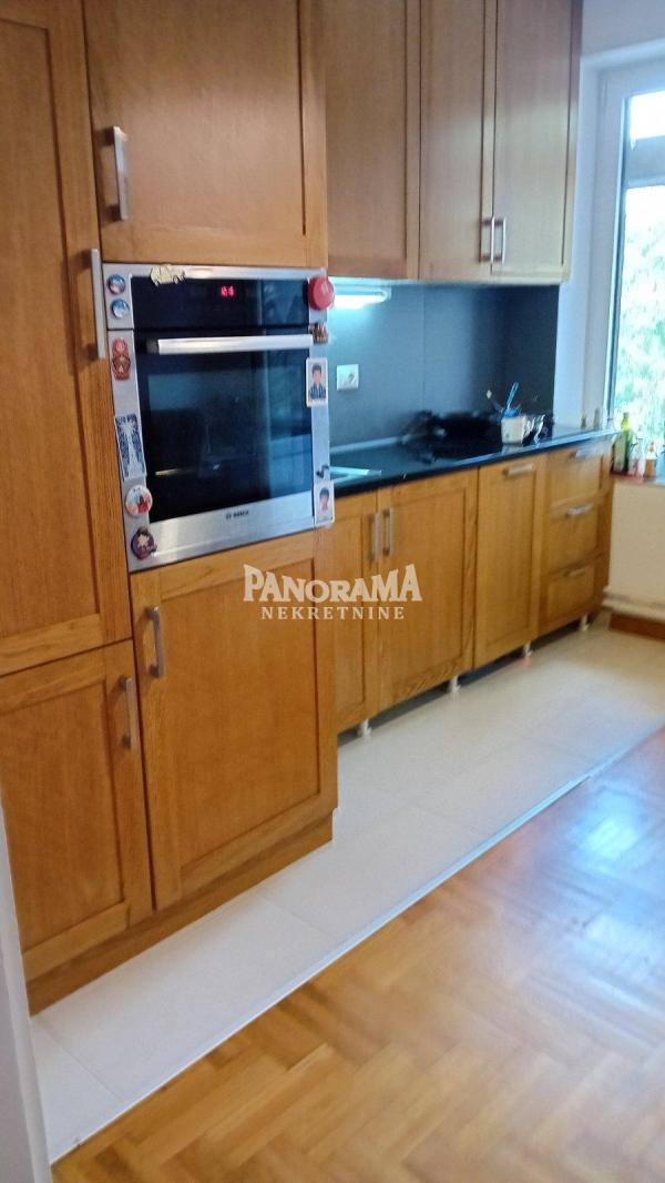 Slika 3 - Kronštatska, Trosoban stan na prodaju, 100m2, 379.000€