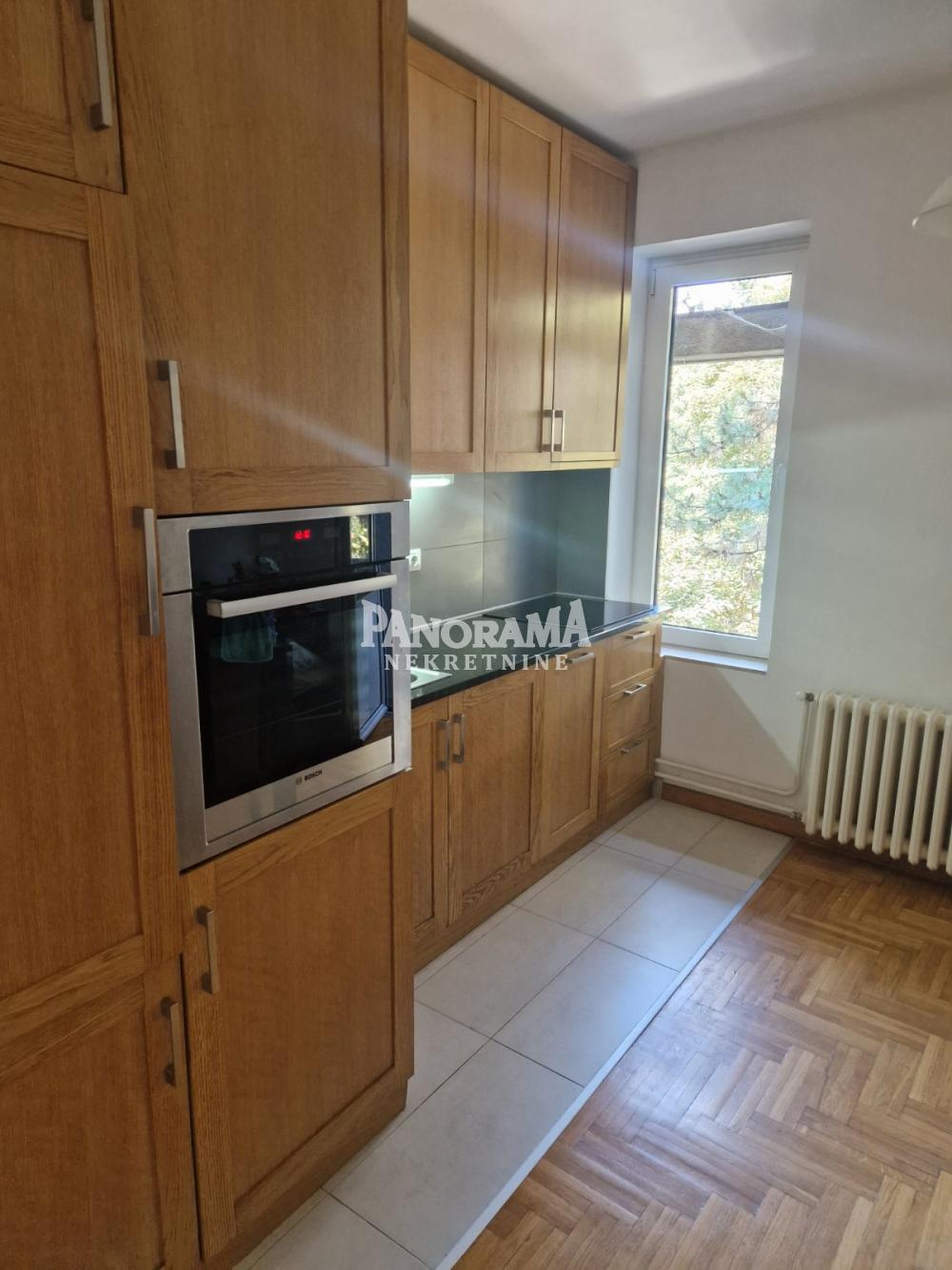 Slika 2 - Kronštatska, Trosoban stan na prodaju, 100m2, 379.000€